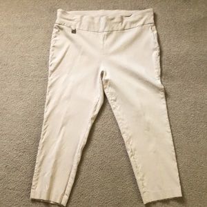 Stretch Fitting Capris